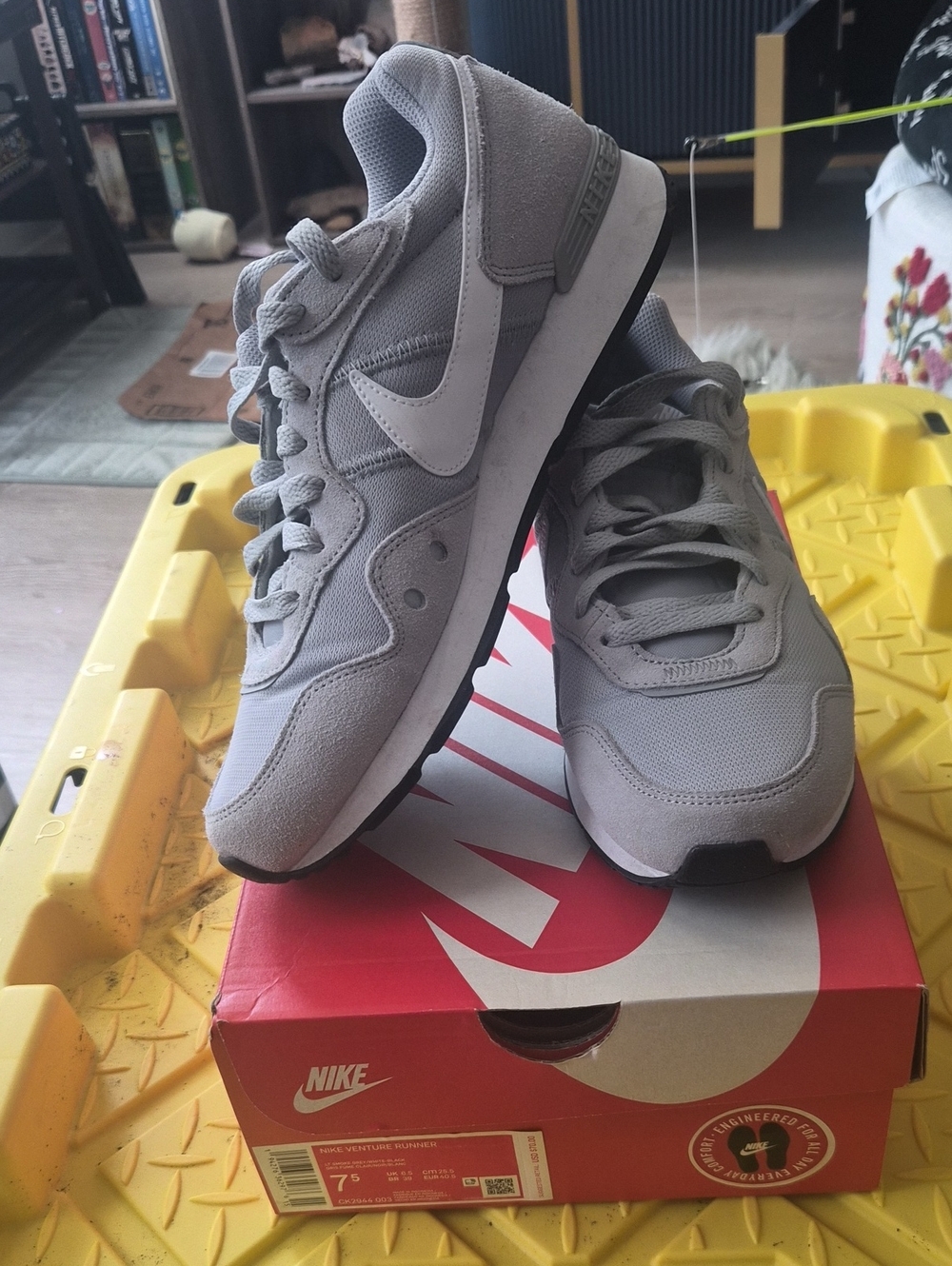Nike Light Gray Casual Running Shoes